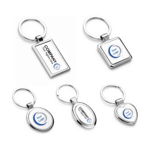 Llavero de metal sublimado personalizado con foto familiar o logotipo de empresa para publicidad.